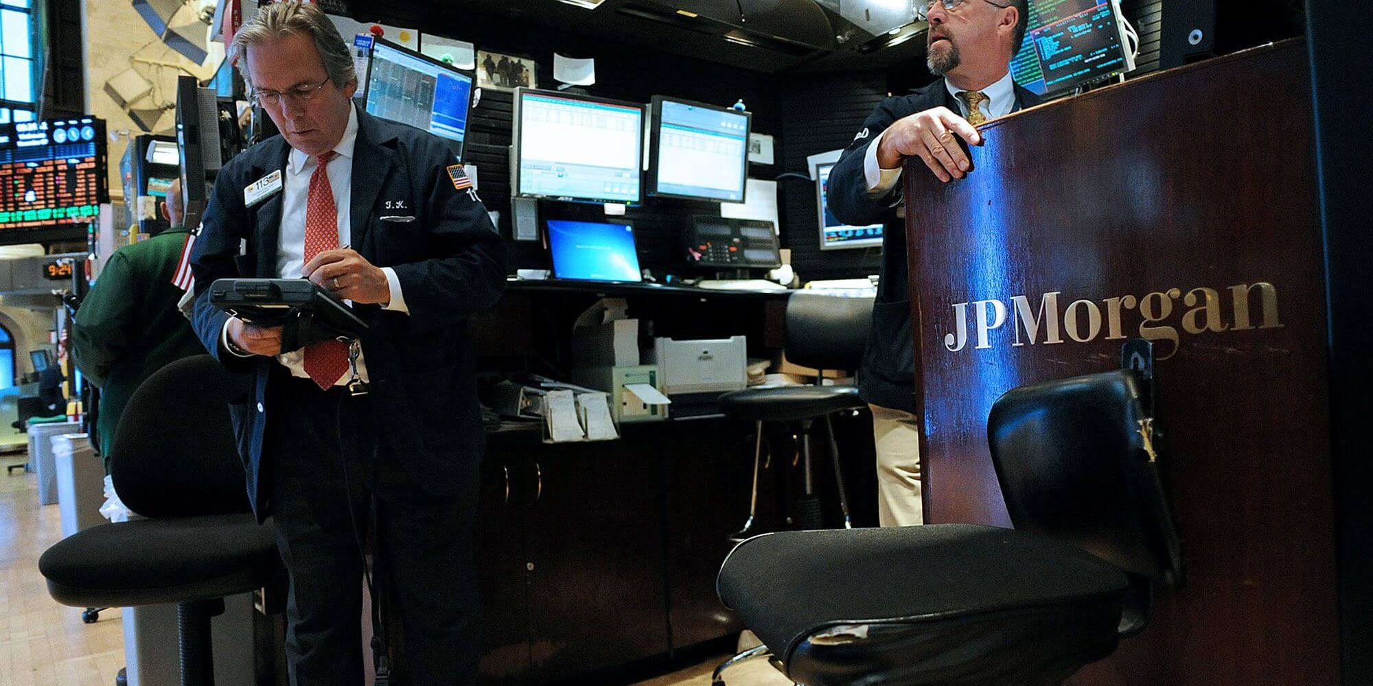 JP Morgan: cuts 10-year Treasury yield forecast to 1.75% ...